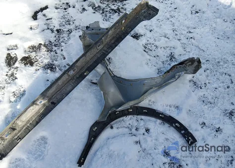 2013 Subaru Xv Crosstrek 2.0I Premium z USA, uszkodzony, nr VIN JF2GPACC2D1896731